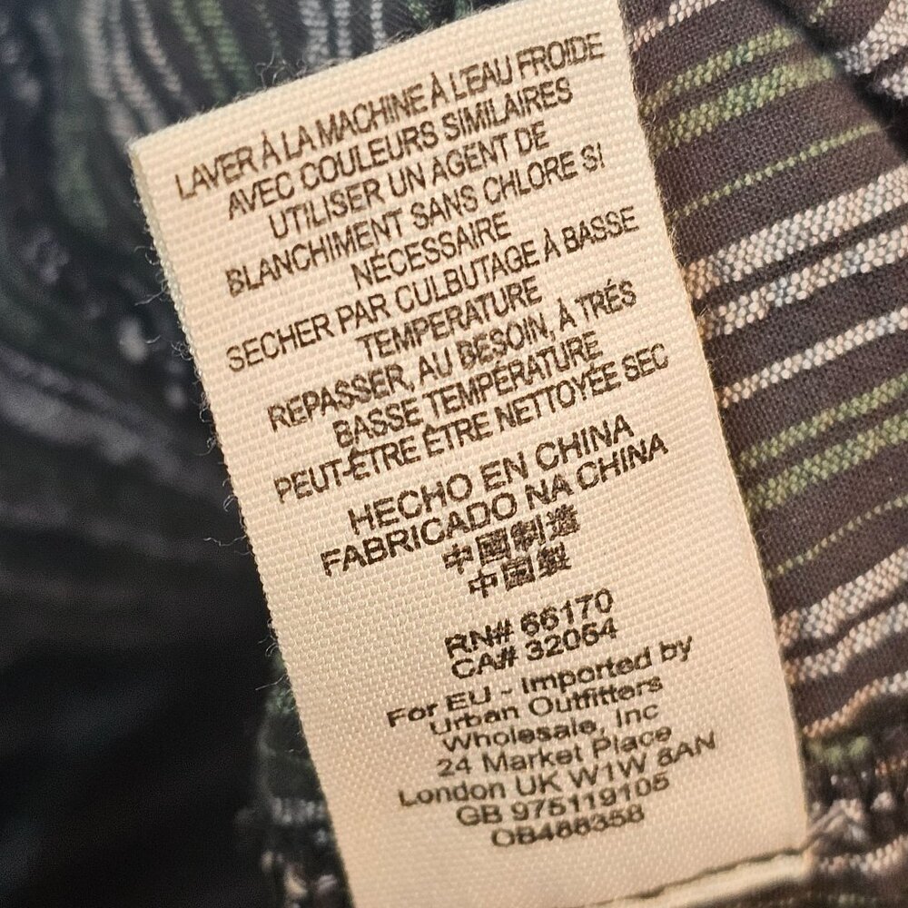 Free People Striped Short Crisscross Overall, Cotton, 2" Inseam, Sz M - Picture 9 of 10